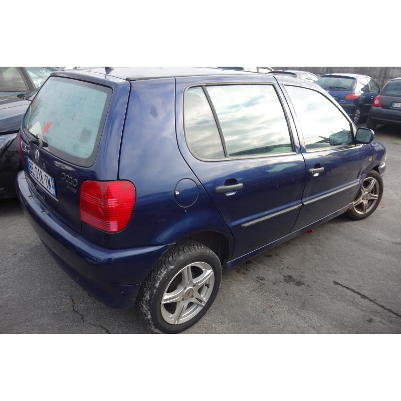 Calandre VOLKSWAGEN POLO 3 Photo n°4