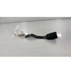 Attache ceinture avant droit VOLKSWAGEN POLO 3