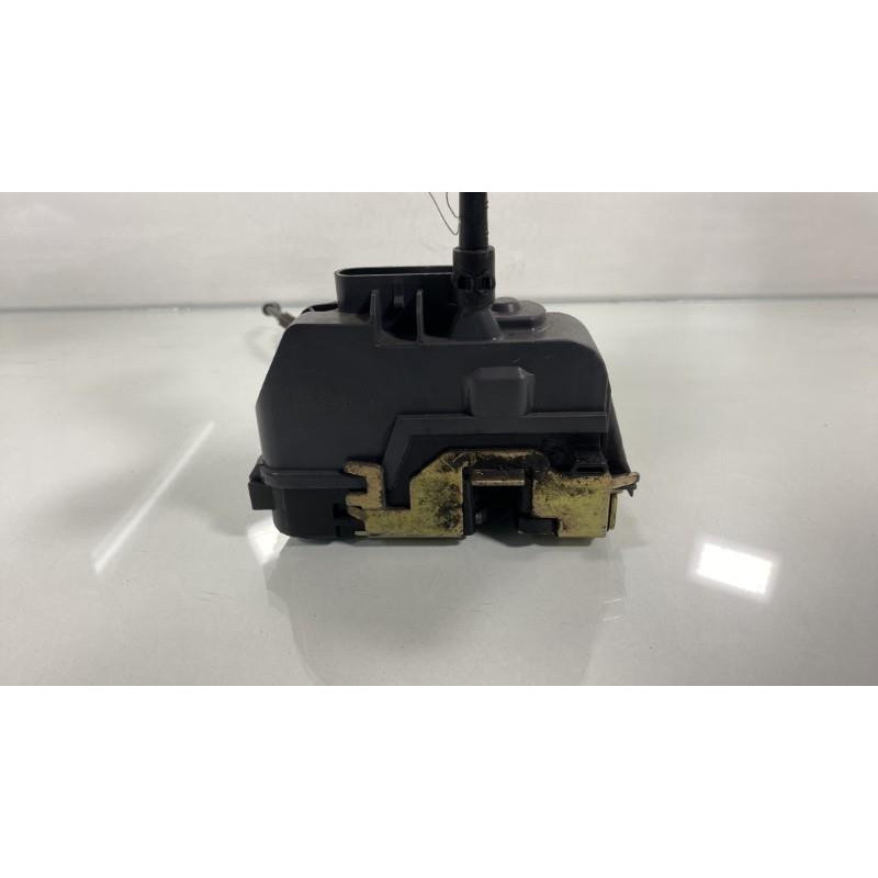 Serrure arriere gauche RENAULT SCENIC 2 Photo n°3