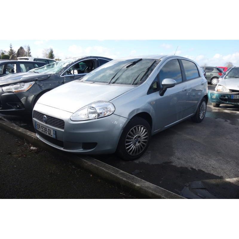 Fermeture de capot FIAT GRANDE PUNTO Photo n°4