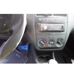 Fermeture de capot FIAT GRANDE PUNTO