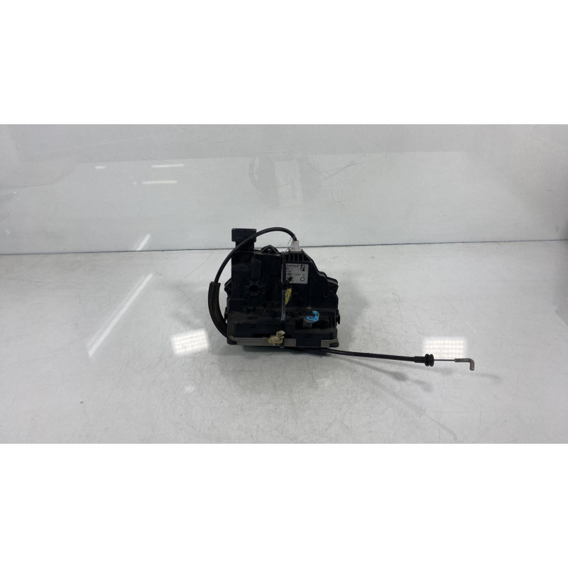 Serrure avant droit FIAT GRANDE PUNTO Photo n°1