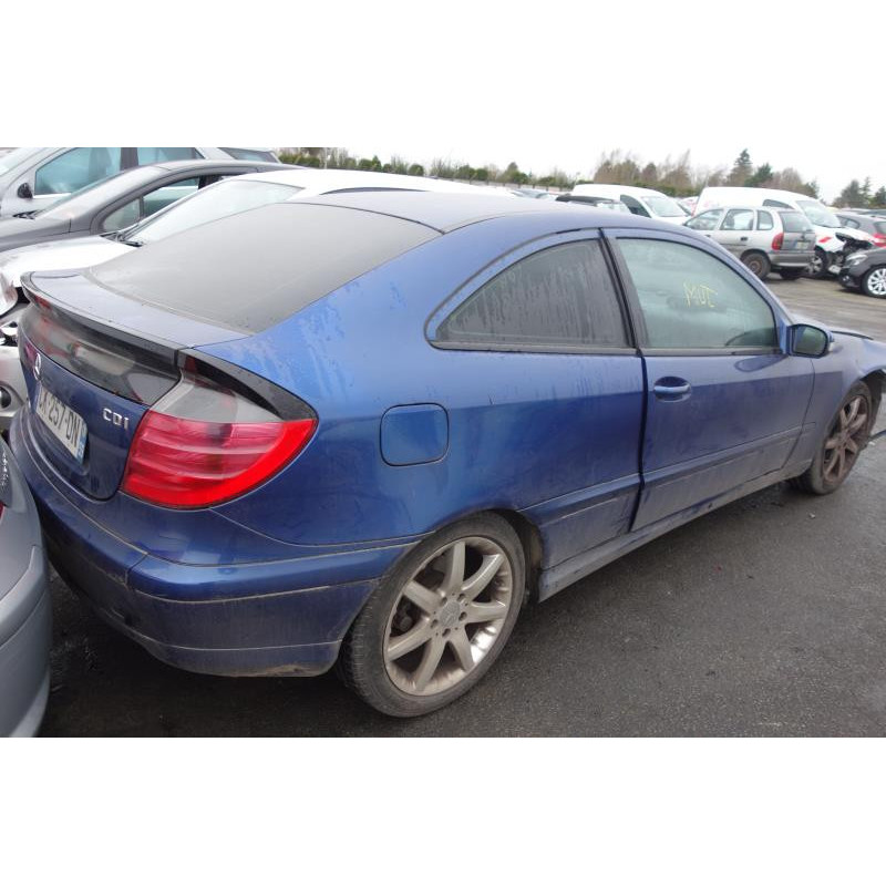 Trappe d'essence MERCEDES CLASSE C 203 COUPE SPORT Photo n°6