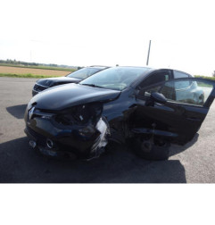 Fermeture de capot RENAULT CLIO 4