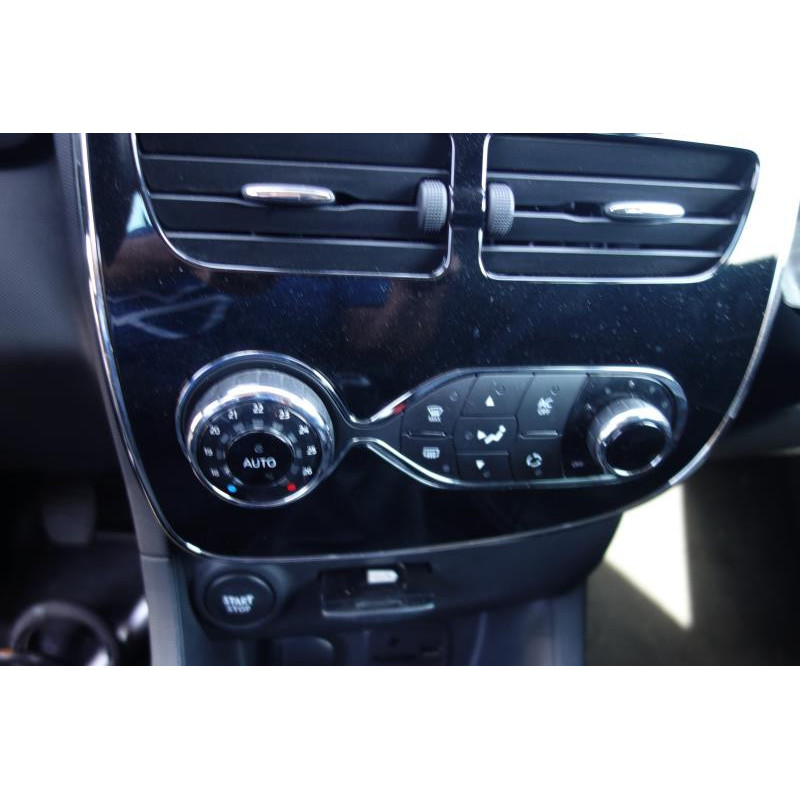 Fermeture de capot RENAULT CLIO 4 Photo n°9