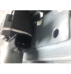 Leve vitre electrique arriere gauche RENAULT CLIO 4 Photo n°1