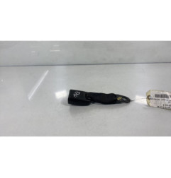 Attache ceinture arriere droit FORD C-MAX 1