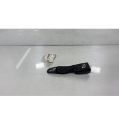 Attache ceinture arriere droit FORD C-MAX 1