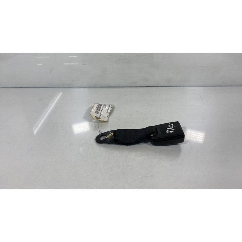 Attache ceinture arriere droit FORD C-MAX 1 Photo n°3
