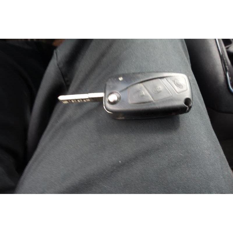 Porte avant gauche FIAT IDEA Photo n°12