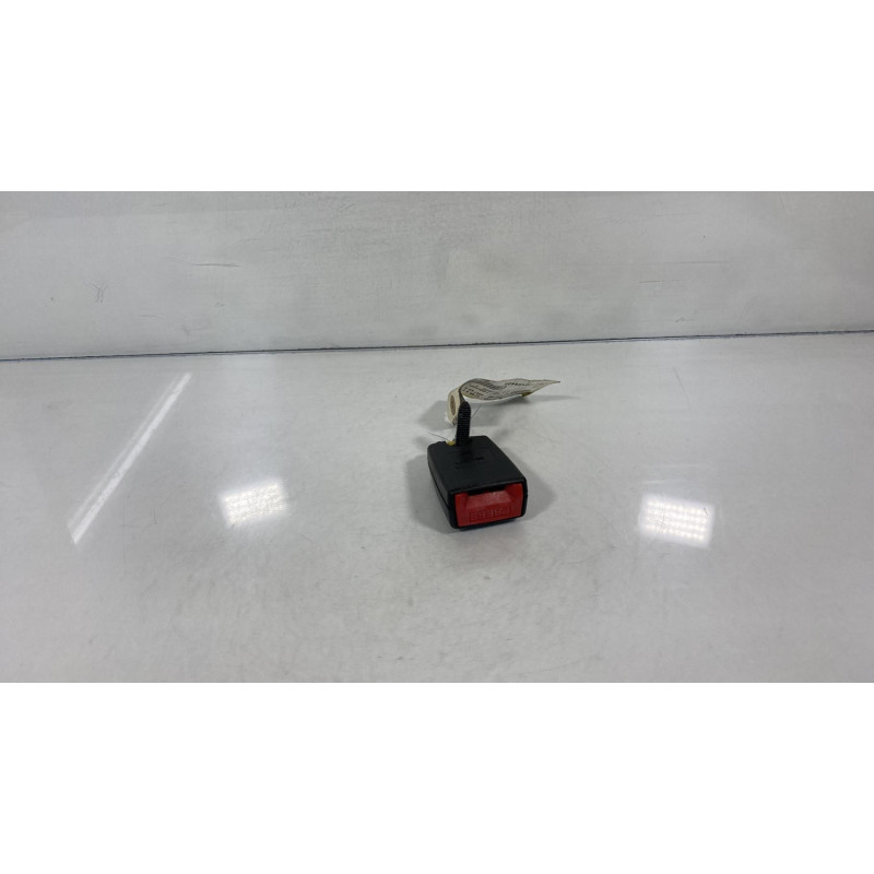 Attache ceinture arriere droit RENAULT TWINGO 2 Photo n°1