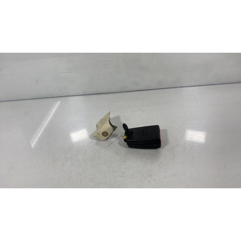 Attache ceinture arriere droit RENAULT TWINGO 2 Photo n°2