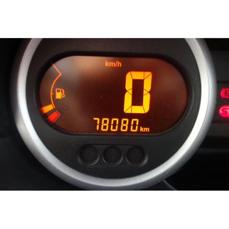 Attache ceinture arriere droit RENAULT TWINGO 2 Photo n°10