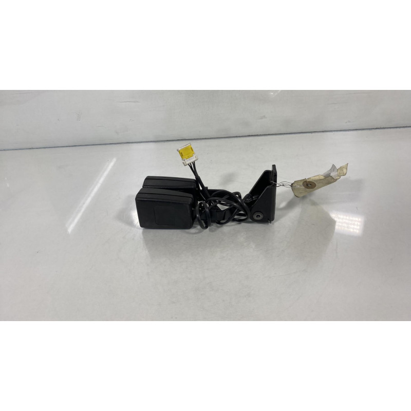Attache ceinture arriere gauche CITROEN C5 2 Photo n°2