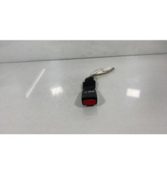 Attache ceinture arriere droit NISSAN MICRA 4 Photo n°1