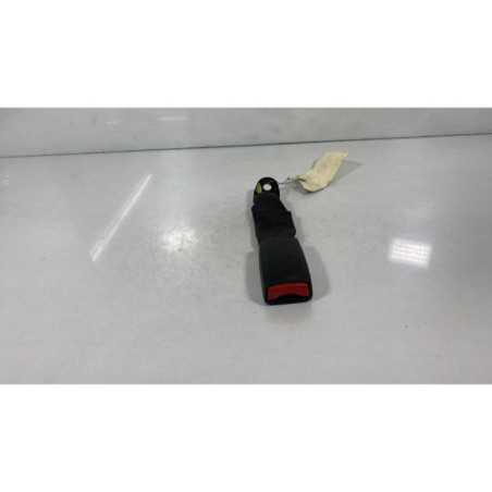 Attache ceinture arriere gauche NISSAN MICRA 4 Photo n°1