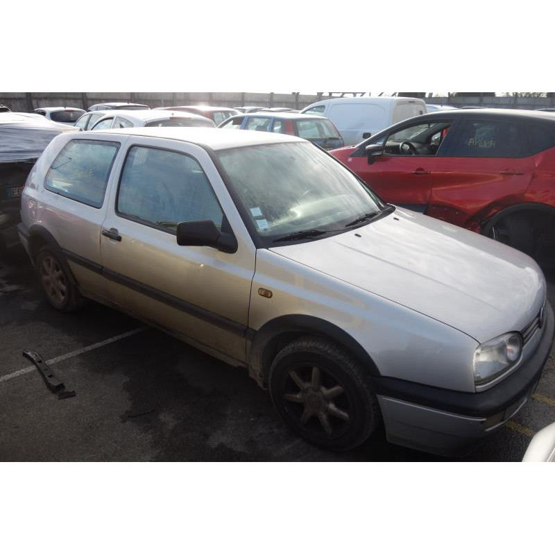 Vitre avant droit VOLKSWAGEN GOLF 3 Photo n°2