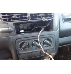Vitre avant droit VOLKSWAGEN GOLF 3