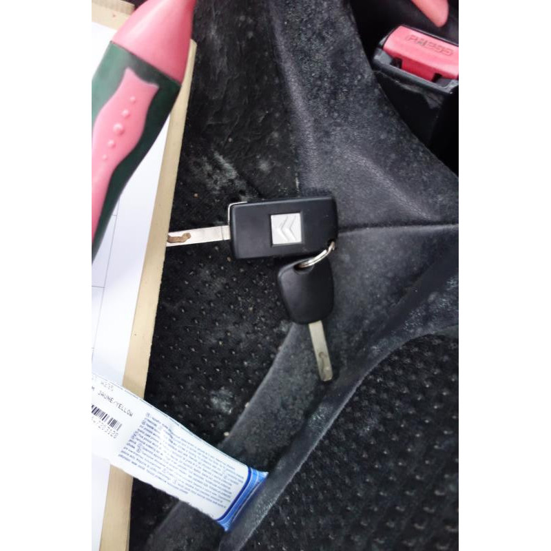 Pretensionneur de ceinture avant droit CITROEN C4 1 Photo n°11