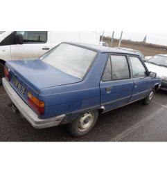 Calandre RENAULT R9