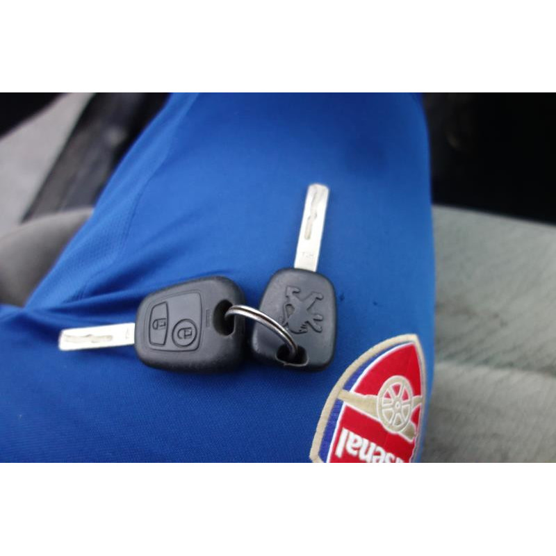 Leve vitre electrique arriere droit PEUGEOT 307 Photo n°9