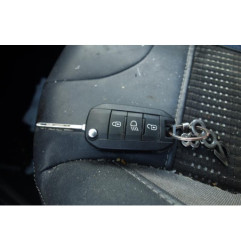 Interrupteur de leve vitre avant droit PEUGEOT 2008 1