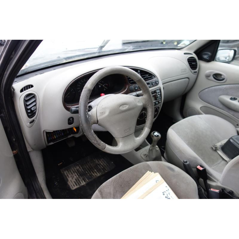Trappe d'essence FORD FIESTA 4 Photo n°8