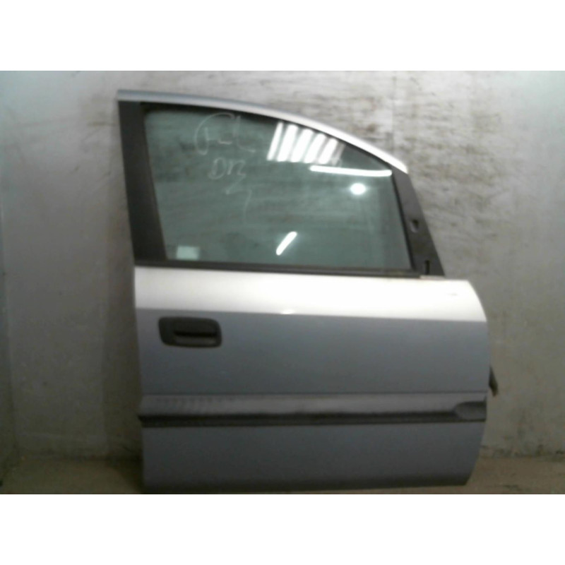 Porte avant droit OPEL ZAFIRA A Photo n°1