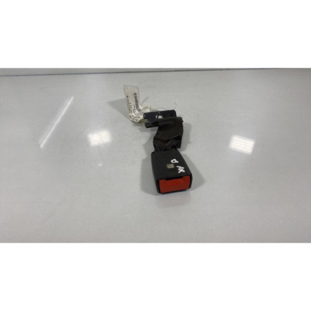 Attache ceinture arriere droit FIAT 500 2 Photo n°1