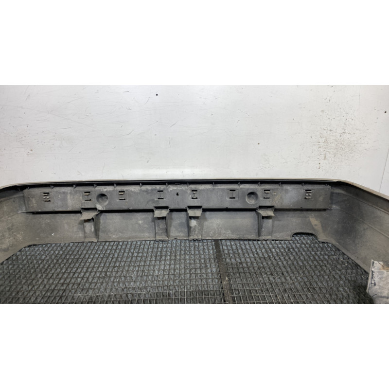 Pare choc arriere VOLVO 460 Photo n°5