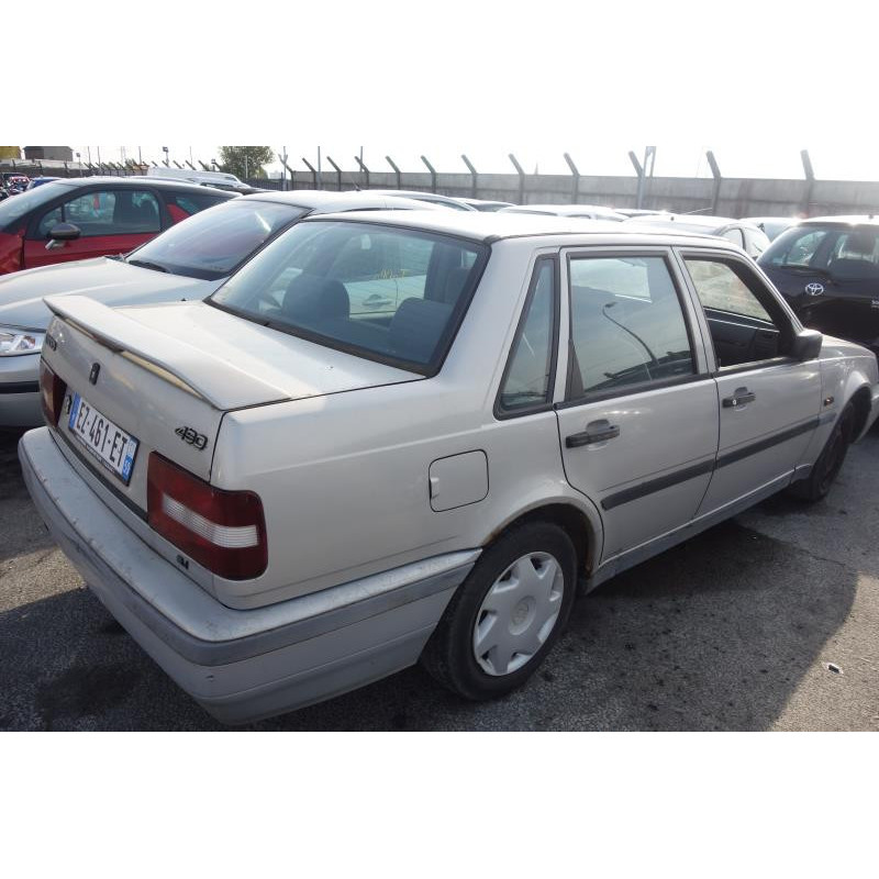 Pare choc arriere VOLVO 460 Photo n°9