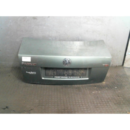 Malle/Hayon arriere VOLKSWAGEN PASSAT 4 Photo n°1