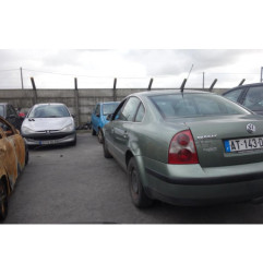 Retroviseur droit VOLKSWAGEN PASSAT 4