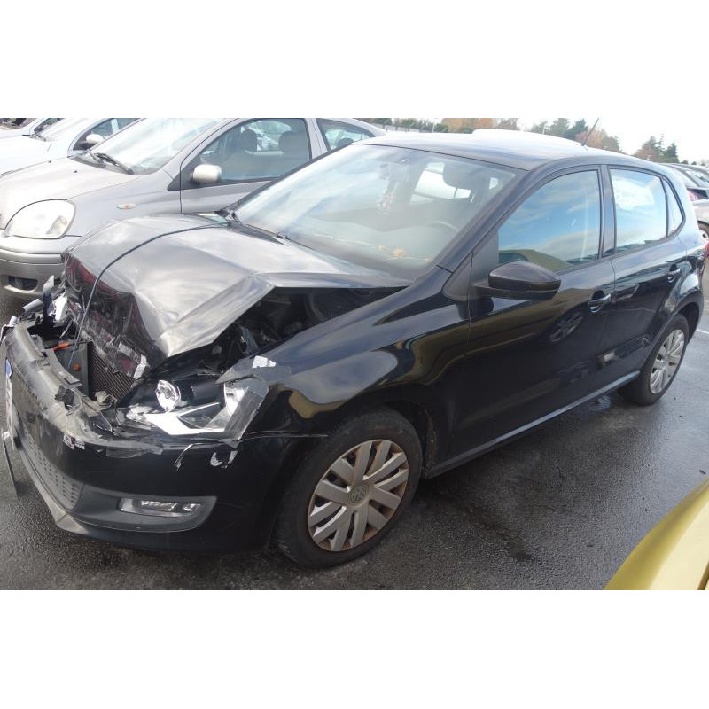 Bouton de warning VOLKSWAGEN POLO 5 Photo n°4