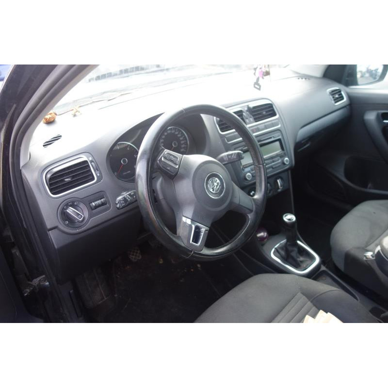 Bouton de warning VOLKSWAGEN POLO 5 Photo n°8