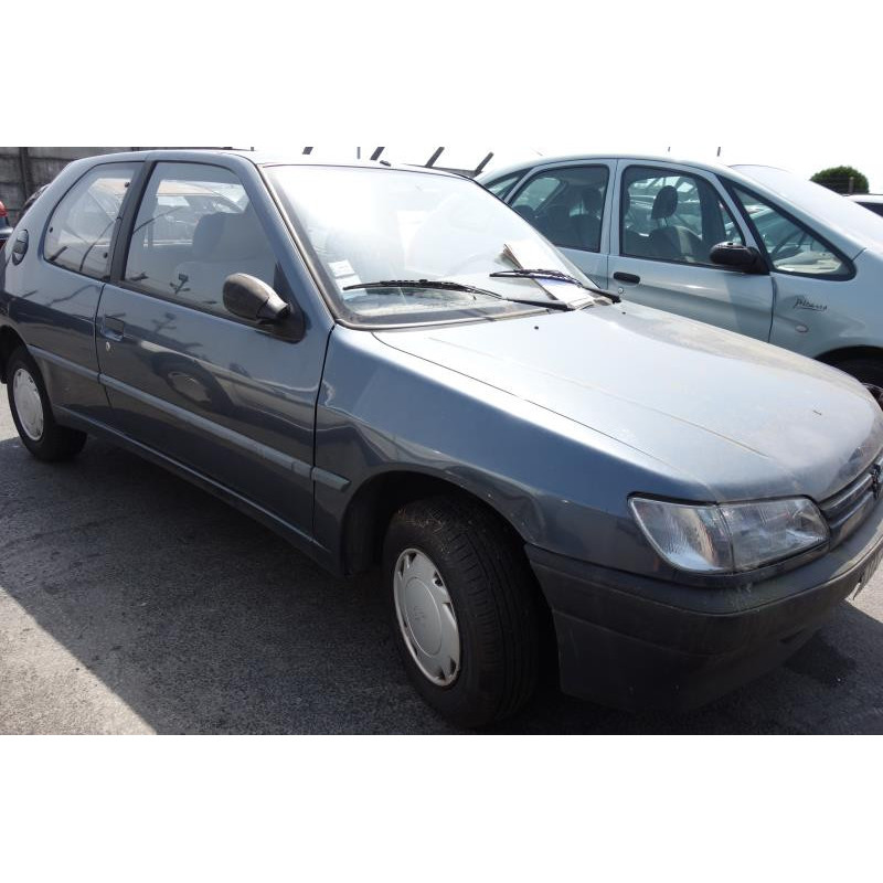 Pare choc avant PEUGEOT 306 Photo n°4