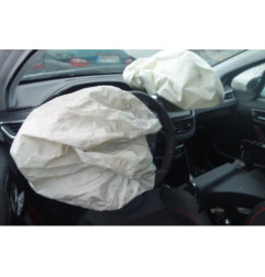 Serrure arriere gauche PEUGEOT 208 1