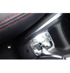 Serrure arriere gauche PEUGEOT 208 1