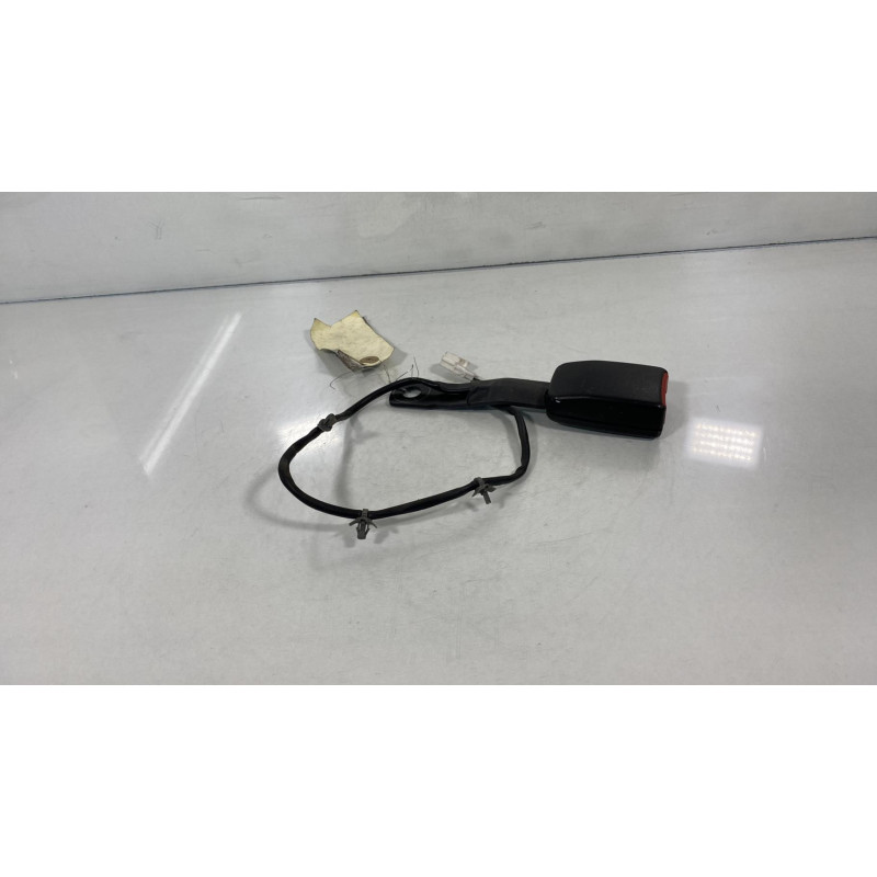 Attache ceinture avant gauche NISSAN PRIMERA 4 Photo n°3
