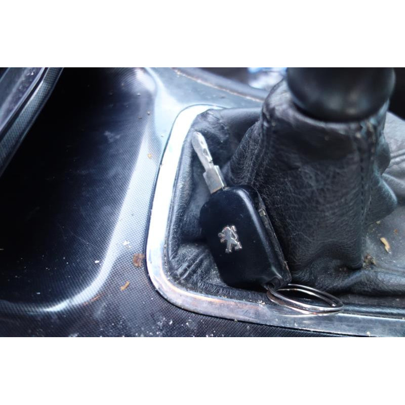 Capot PEUGEOT 607 Photo n°10