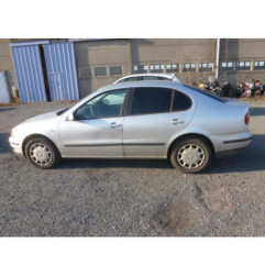 Retroviseur droit SEAT TOLEDO 2