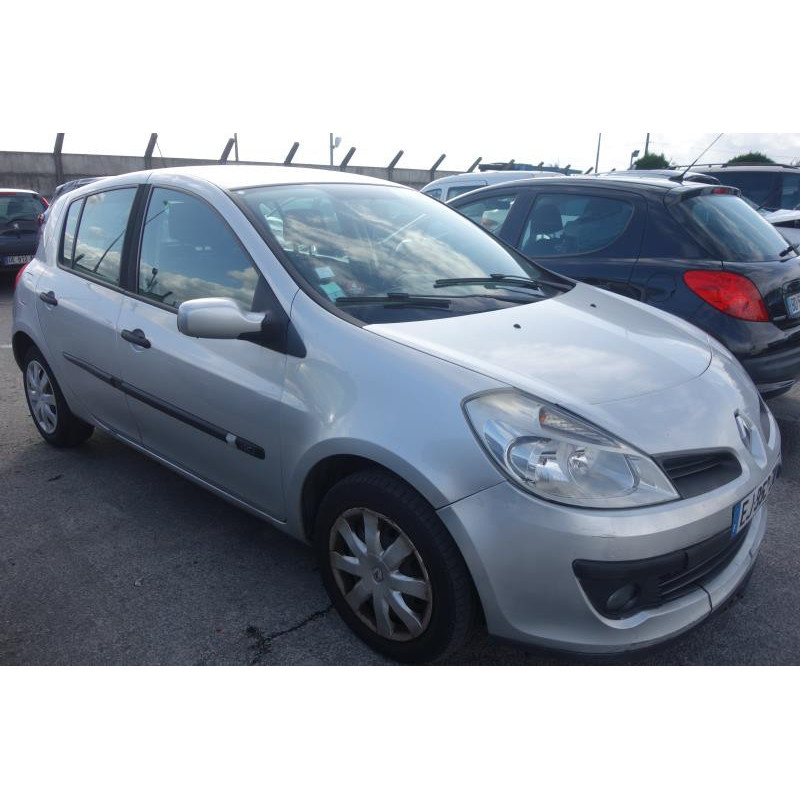 Renfort pare choc arriere (traverse) RENAULT CLIO 3 Photo n°3