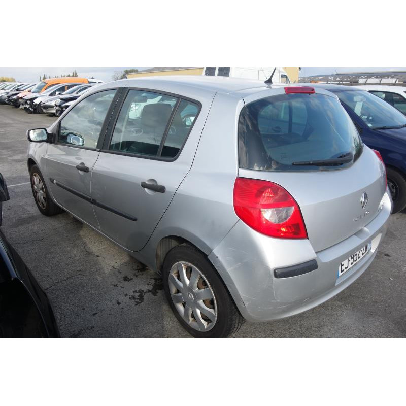 Renfort pare choc arriere (traverse) RENAULT CLIO 3 Photo n°5