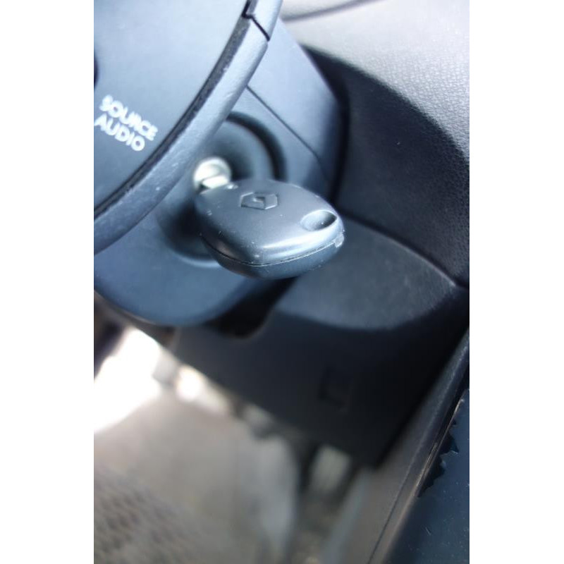 Renfort pare choc arriere (traverse) RENAULT CLIO 3 Photo n°8