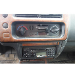 Optique avant principal gauche (feux)(phare) MITSUBISHI L 200 3