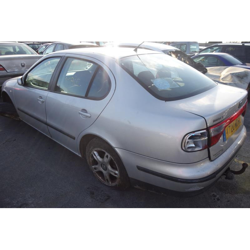 Anti brouillard droit (feux) SEAT TOLEDO 2 Photo n°7