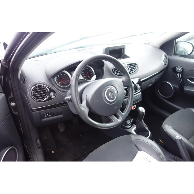 Ecran GPS RENAULT CLIO 3 Photo n°9