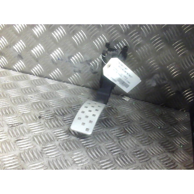 Pedale d'accelerateur RENAULT CAPTUR 1 Photo n°1