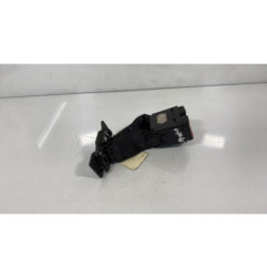 Attache ceinture arriere gauche RENAULT SAFRANE