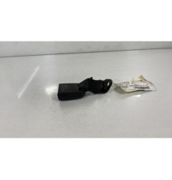Attache ceinture arriere droit RENAULT LAGUNA 1